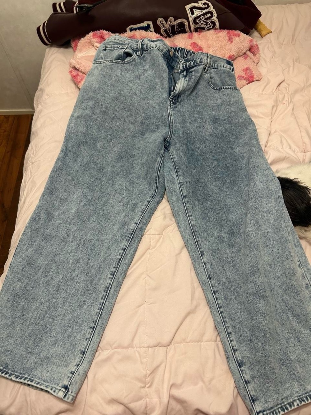 Boyfriend Jeans in Light Blue Acid Wash - Relaxed Fit